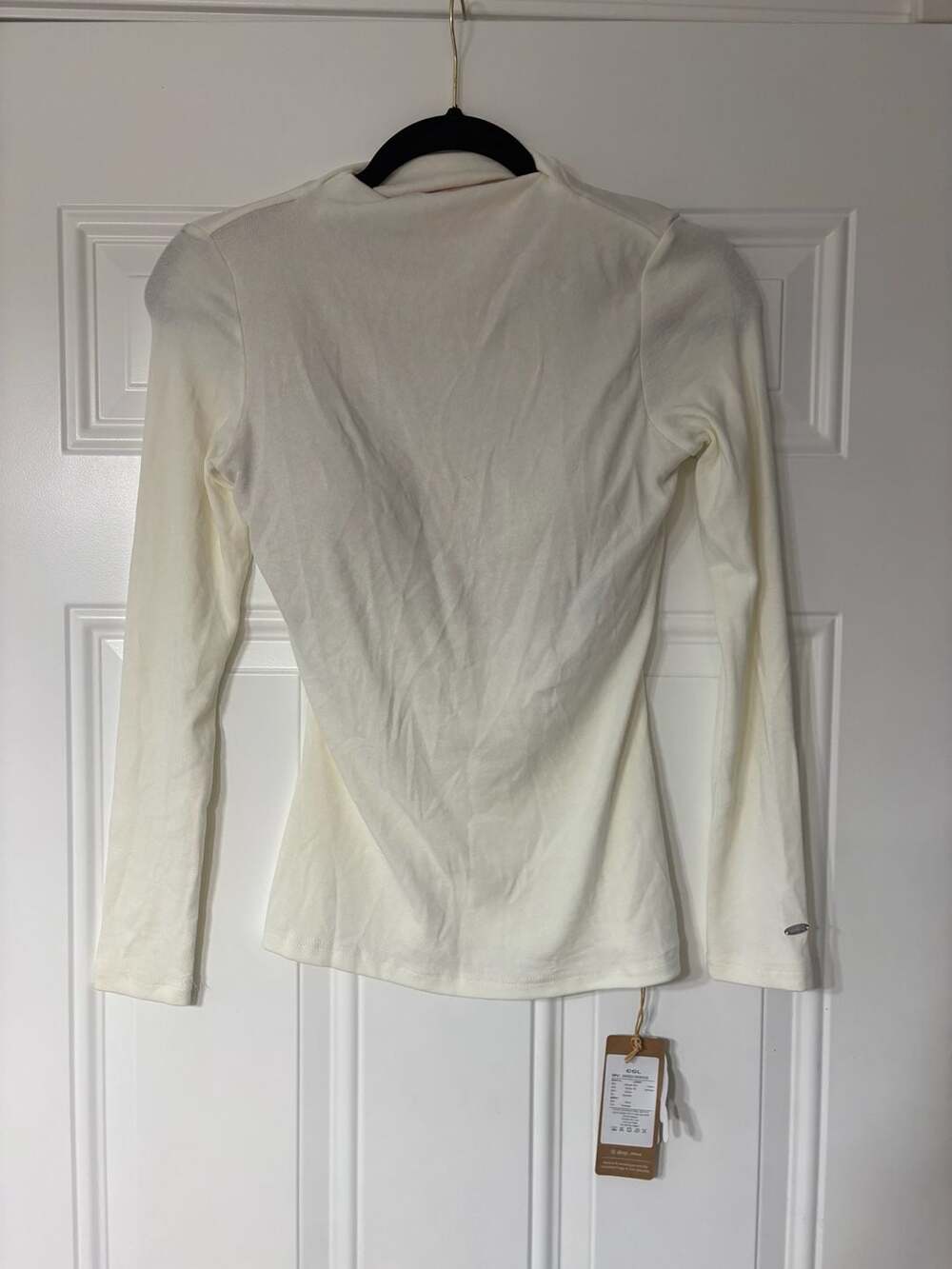 OGL Eco-Thermal Mock Neck Built-in Bra Long Sleeve Top